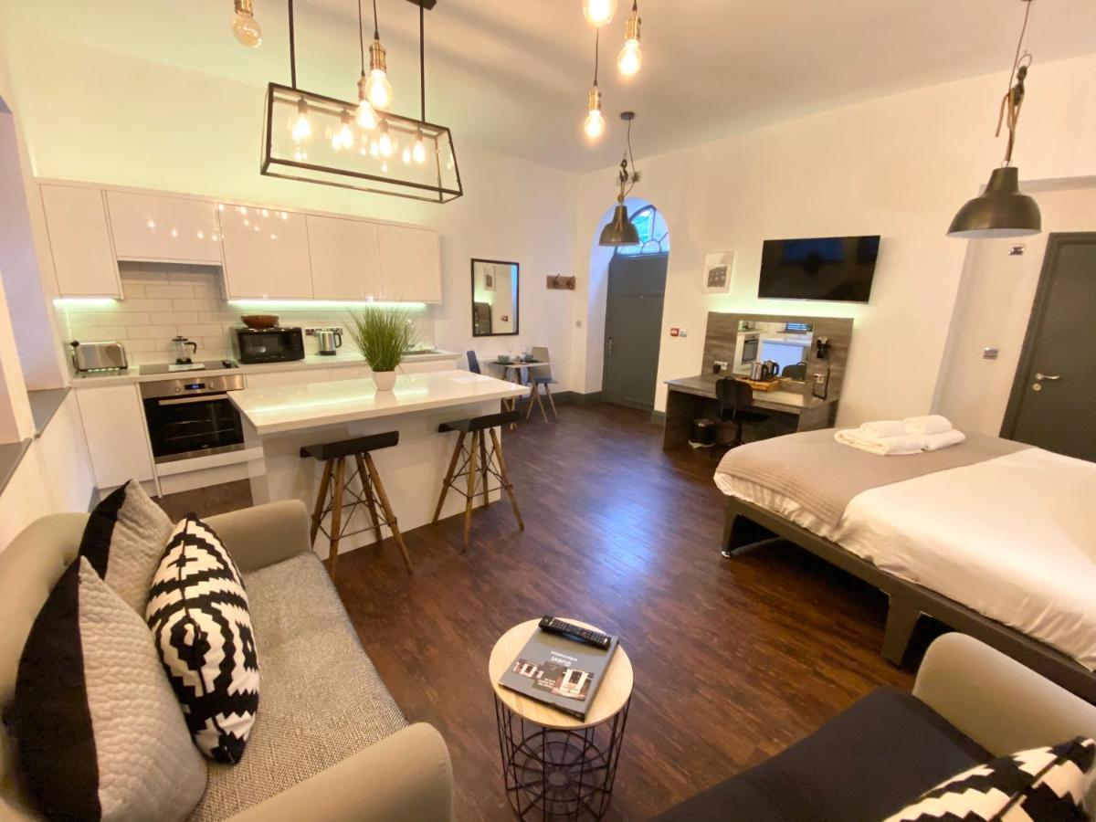 Studio At The Coach House Apartments Leeds  Extérieur photo